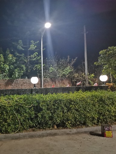 科技革新：AI然后太陽(yáng)能路燈更“懂你”